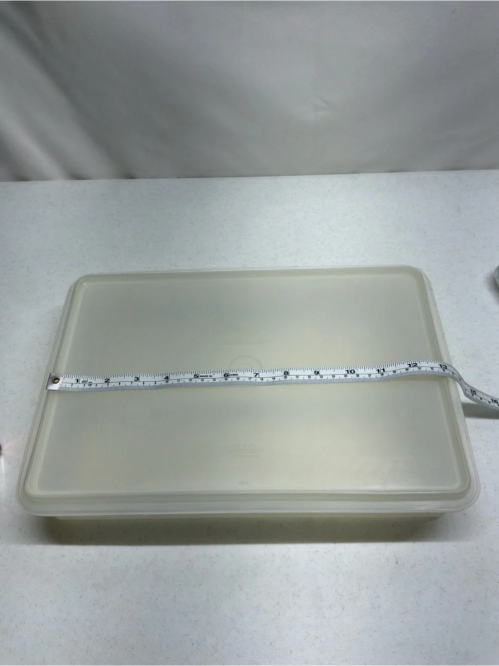 Tupperware 290-1 White Sheet Cake Carrier Rectangle Container 9 X 13